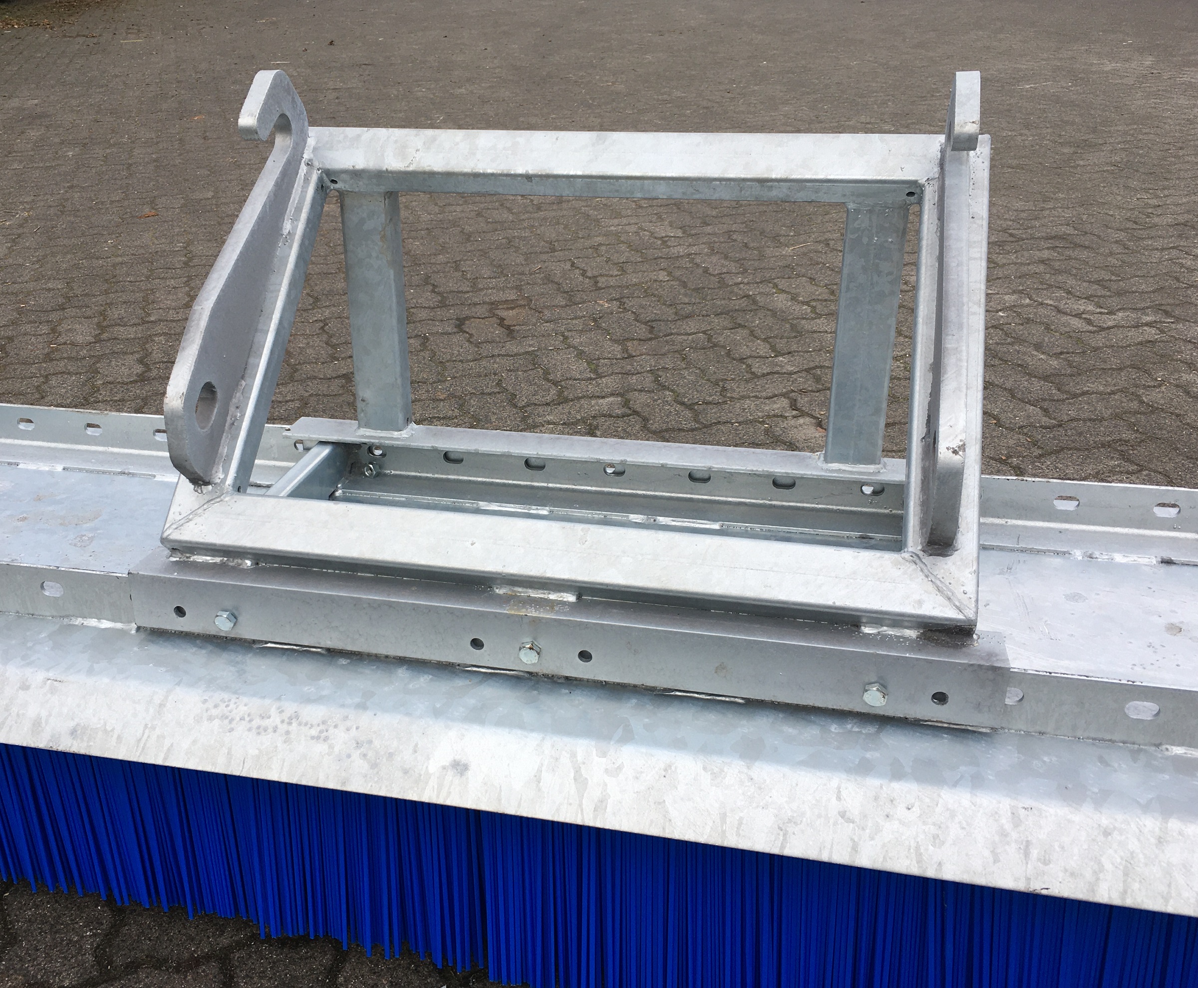 Blockbesen Anbauteil BMB für Weidemann mit mechanischer Verriegelung