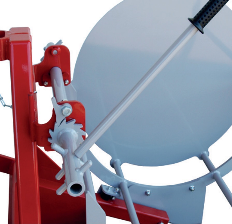 Bündelgerät mit mechanischer Klappung und Dreipunktanbau für 1/2 m³ ecoLine