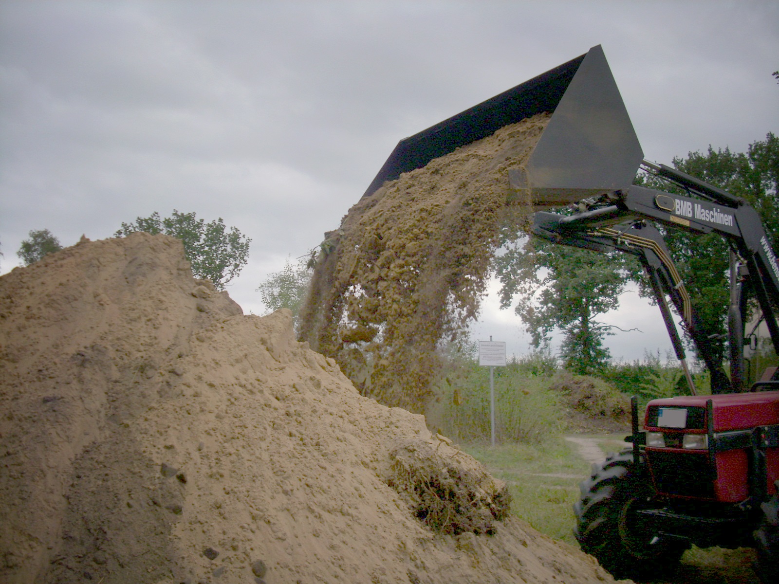 Frontladerschaufel "Universal" BMB