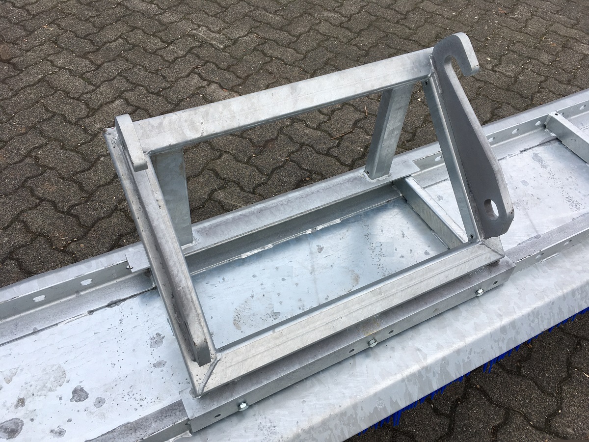 Blockbesen Anbauteil BMB für Schäffer mit hydraulischer Verriegelung