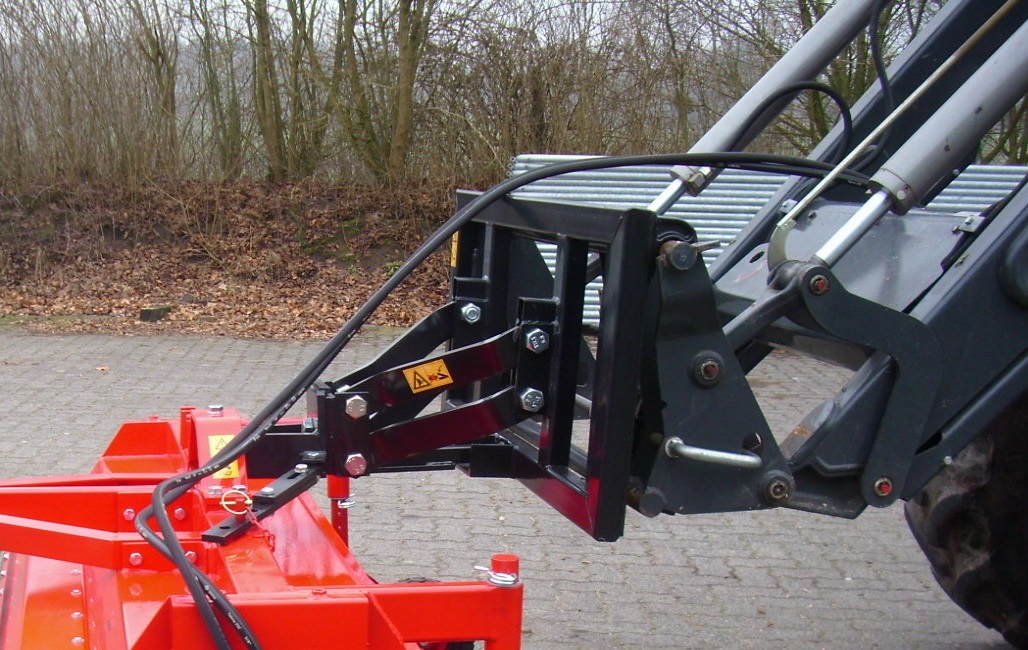 Anbauteil für EURO Frontlader für Kehrmaschine BMB statt Serie
