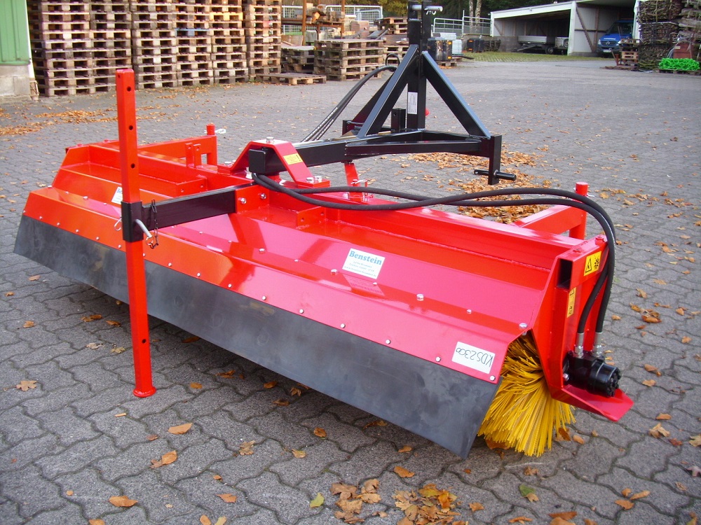 Kehrmaschine BMB Grundgerät Typ KM