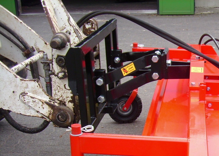 Anbauteil Weidemann, mechanisch Verriegelt für Kehrmaschine BMB statt Serie