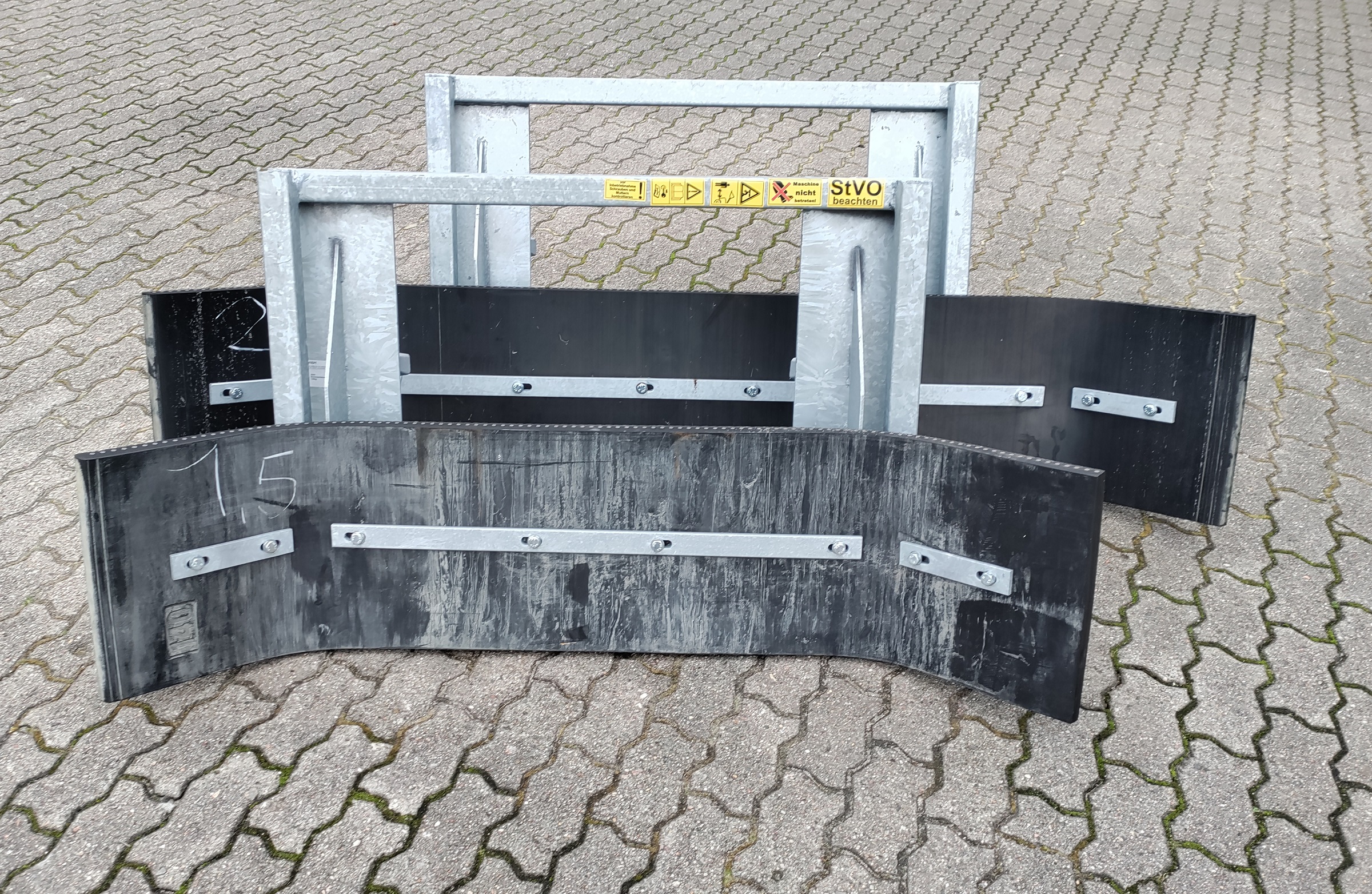 Gummischieber für EURO Frontladerhakenaufnahme BMB